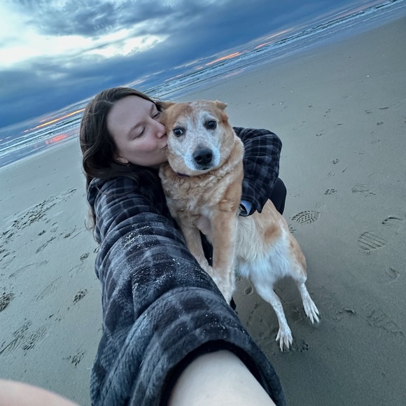 Meet your Posher, Kaitlyn - Picture 1 of 1